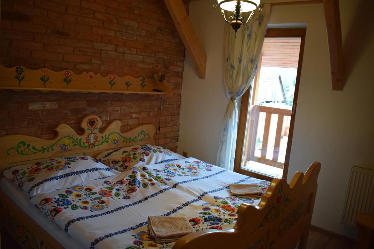 Penzion Na Gazdovskom Dvore Dolny Kubin Buitenkant foto