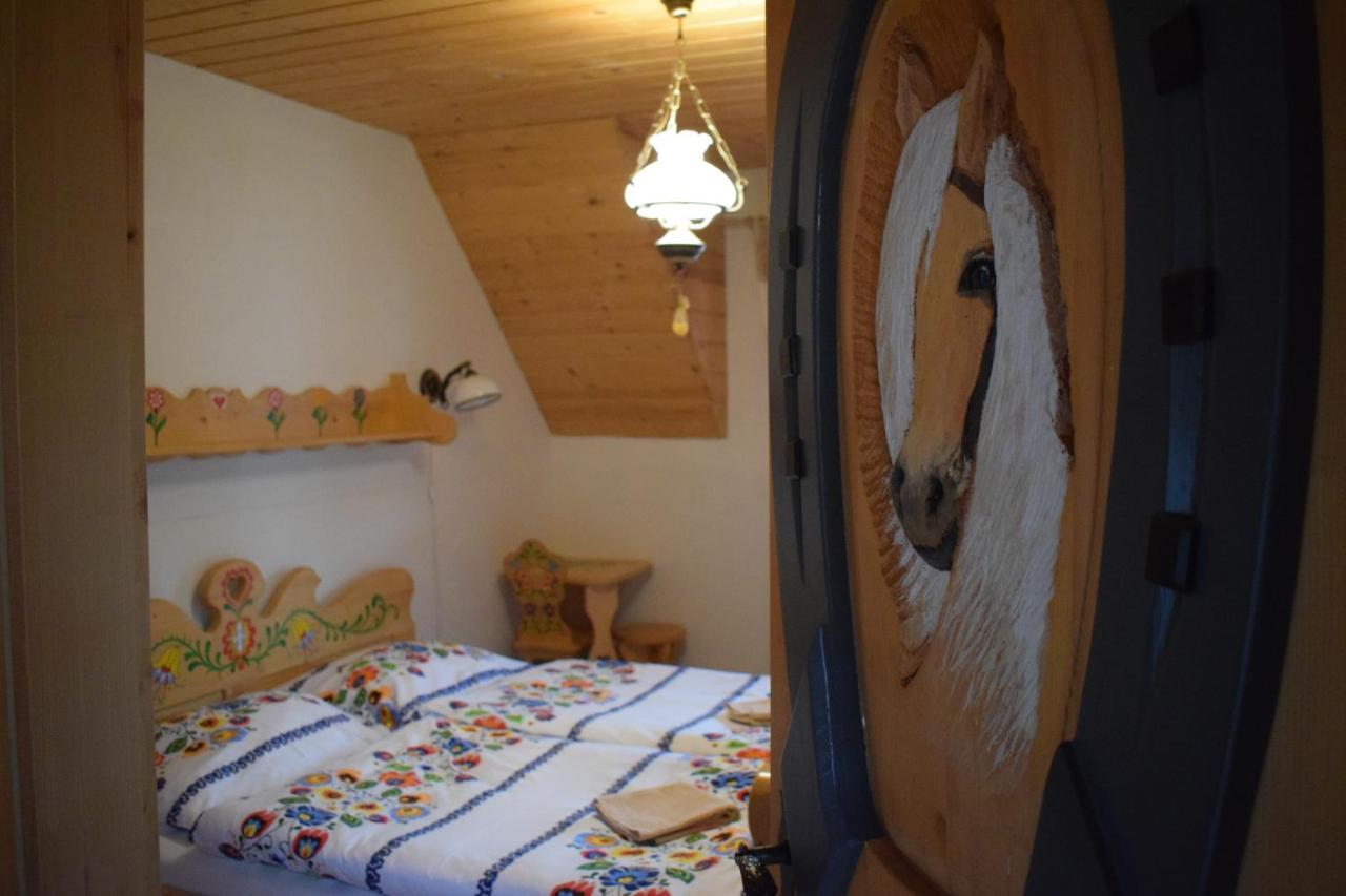 Penzion Na Gazdovskom Dvore Dolny Kubin Buitenkant foto